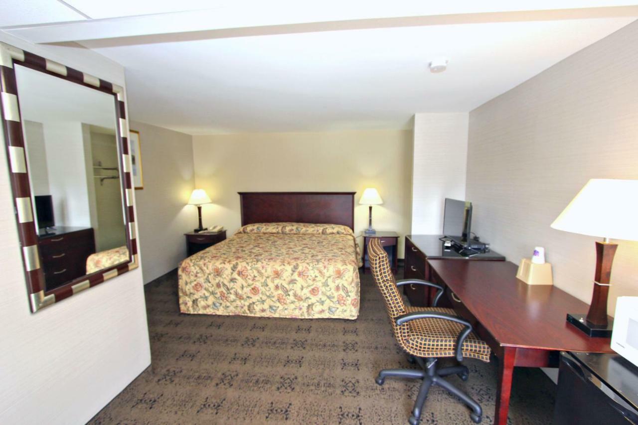 Knights Inn Pine Grove Pine Grove  Buitenkant foto